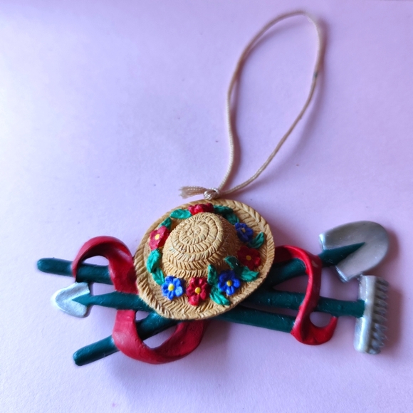 Christmas Ornament Sun Hat&Garden Tools Hanging Decor - Picture 1 of 4